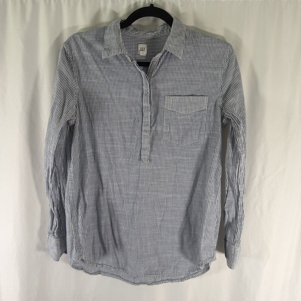 Gap Blouse Women's Small Blue White Striped Collared 1/4 Button Long Sleeve Ligh